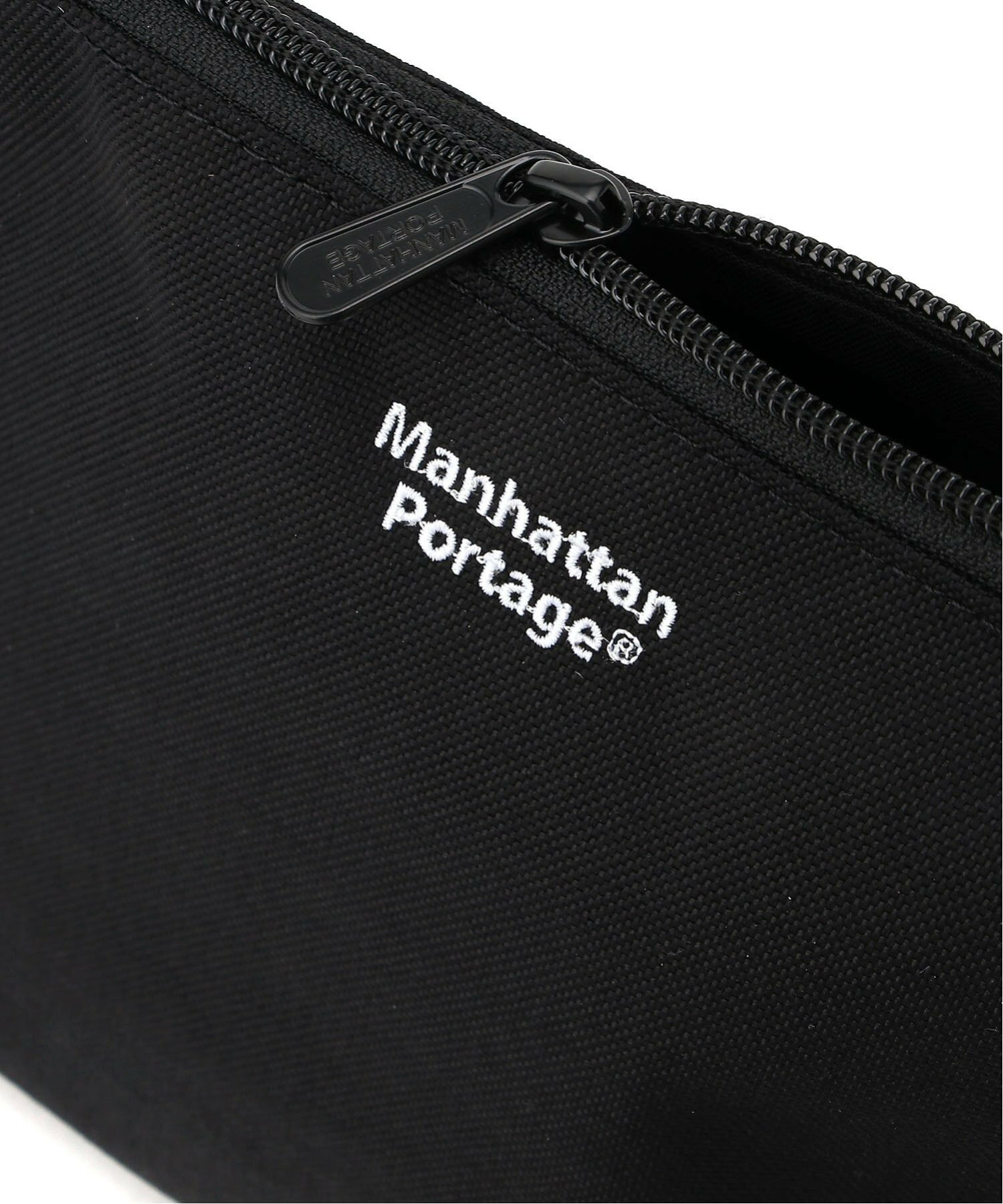 Cobble Hill Nylon Messenger Bag (XS) No Flap